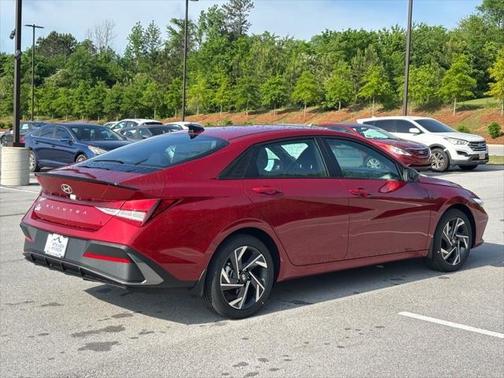 2025 Hyundai ELANTRA Sport