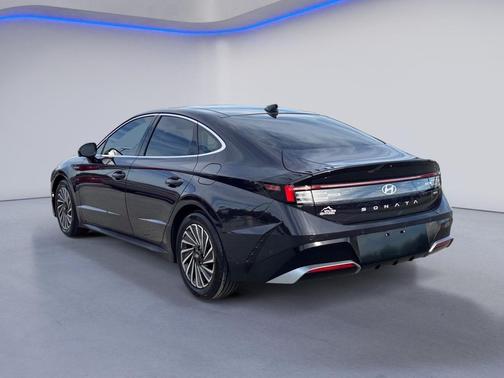 2024 Hyundai SONATA Hybrid Limited