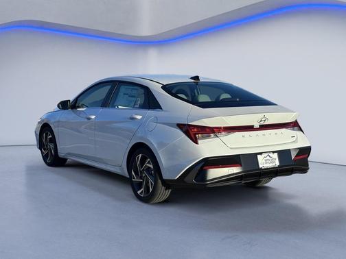 2026 Hyundai ELANTRA HEV Limited