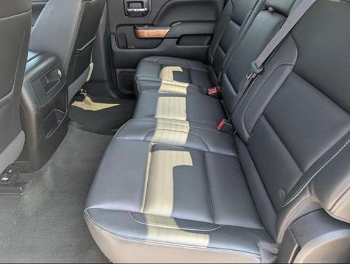 Summit White 2017 Chevrolet Silverado 3500 LTZ
