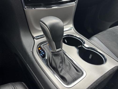 2022 Jeep Grand Cherokee Laredo