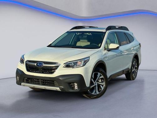 Crystal White Pearl 2021 Subaru Outback Limited