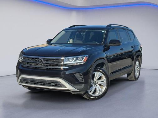Deep Black 2023 Volkswagen Atlas 3.6L SE w/Technology