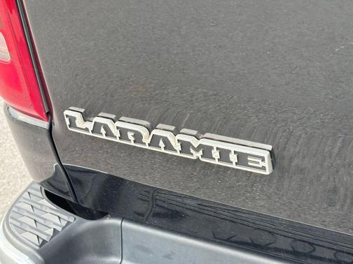 Diamond Black 2019 RAM 1500 Laramie