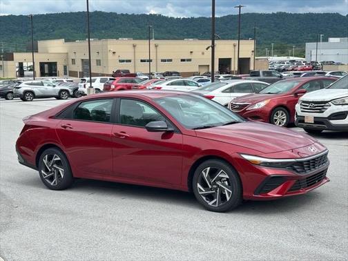 2025 Hyundai ELANTRA Sport