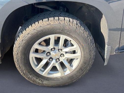 Shadow Gray Metallic 2020 Chevrolet Silverado 1500 LT