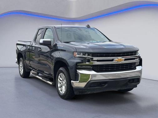 Shadow Gray Metallic 2020 Chevrolet Silverado 1500 LT