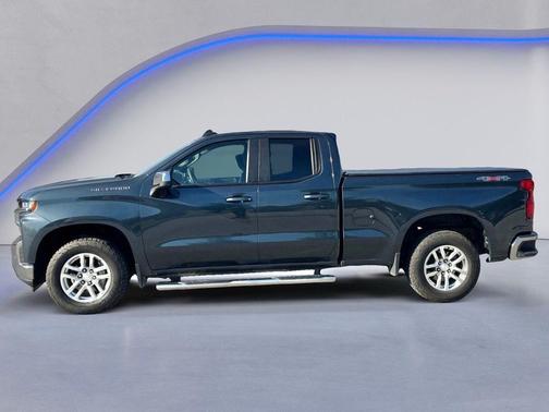 Shadow Gray Metallic 2020 Chevrolet Silverado 1500 LT