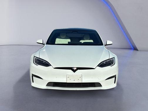 2022 Tesla Model S Base