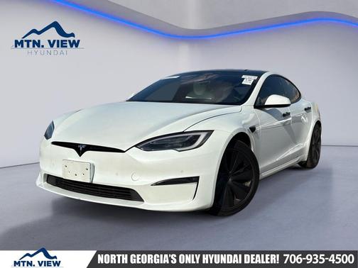 2022 Tesla Model S Base
