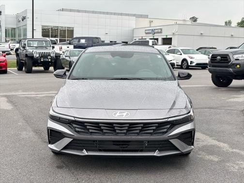 2025 Hyundai ELANTRA Sport