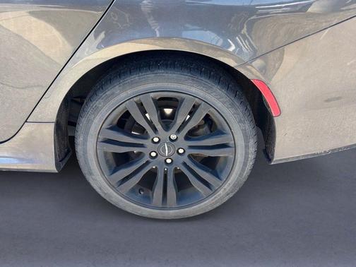 Granite Crystal Metallic Clearcoat 2017 Chrysler 200 LX