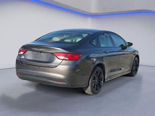 Granite Crystal Metallic Clearcoat 2017 Chrysler 200 LX