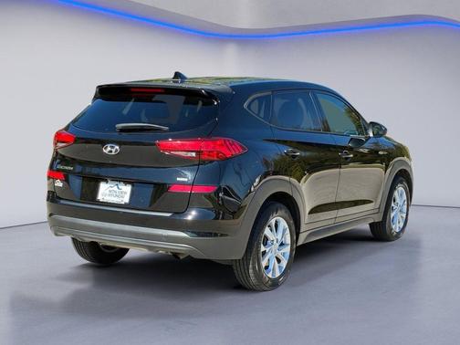 Black Noir Pearl 2021 Hyundai TUCSON SE