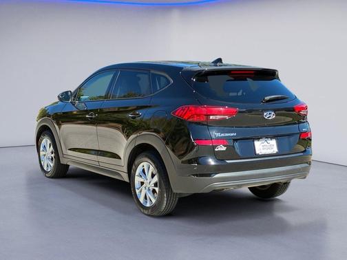 Black Noir Pearl 2021 Hyundai TUCSON SE