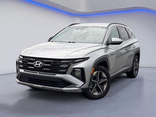 Shimmering Silver 2025 Hyundai TUCSON SEL