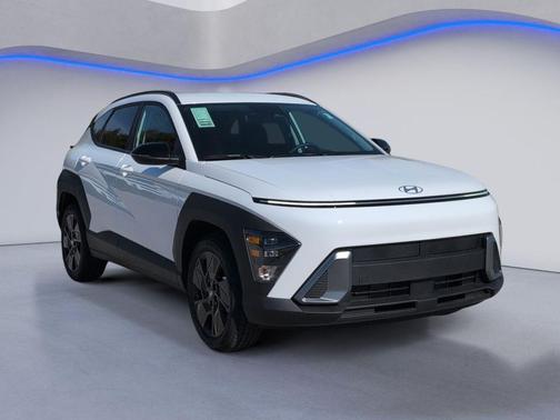Atlas White 2026 Hyundai KONA SEL Sport
