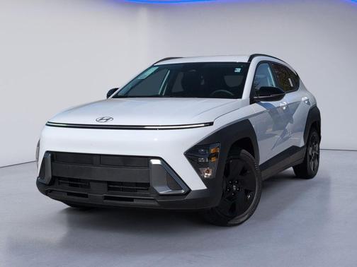 Atlas White 2026 Hyundai KONA SEL Sport
