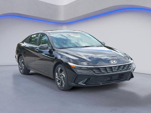 Abyss Black 2026 Hyundai ELANTRA Limited