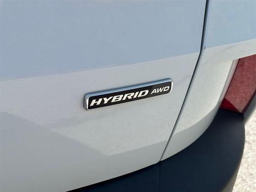 Oxford White 2022 Ford Escape SE