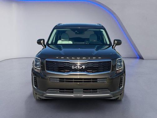 Dark Moss 2022 Kia Telluride S