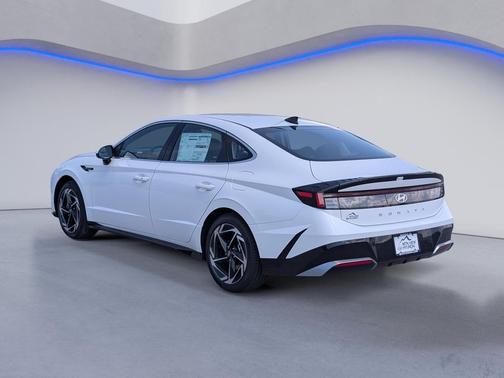 2026 Hyundai SONATA SEL
