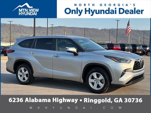 2023 Toyota Highlander LE