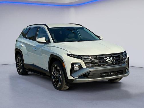 Serenity White Pearl 2026 Hyundai TUCSON SEL Plus