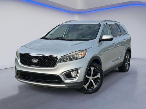Sparkling Silver 2016 Kia Sorento EX