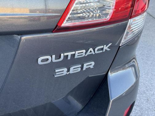 2012 Subaru Outback 3.6R Limited