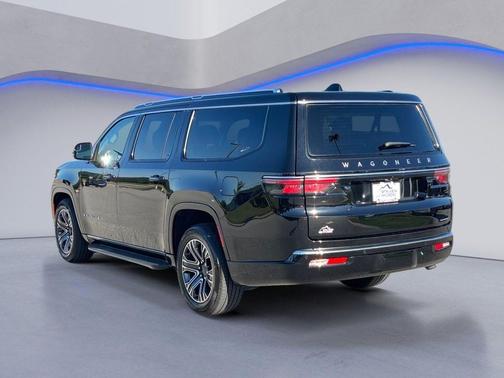 Diamond Black Crystal Pearlcoat 2024 Jeep Wagoneer L Series II