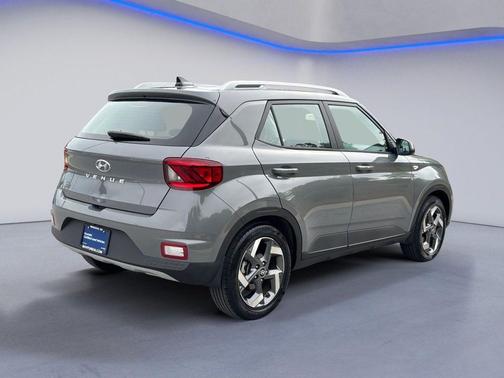 Galactic Gray 2022 Hyundai VENUE SEL