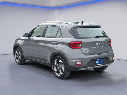 Galactic Gray 2022 Hyundai VENUE SEL