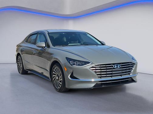 2023 Hyundai SONATA Hybrid SE