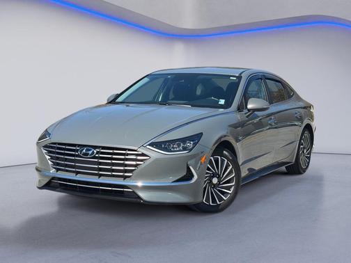 2023 Hyundai SONATA Hybrid SE