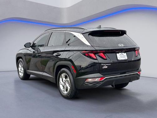 Black Pearl 2024 Hyundai TUCSON SEL