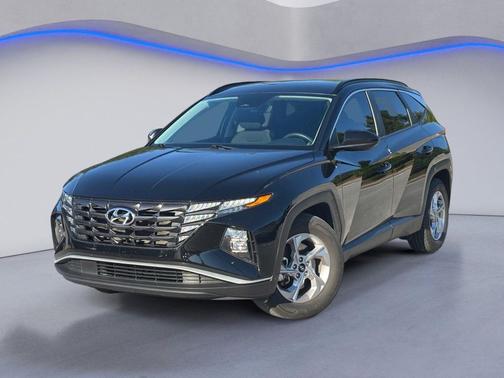 Black Pearl 2024 Hyundai TUCSON SEL