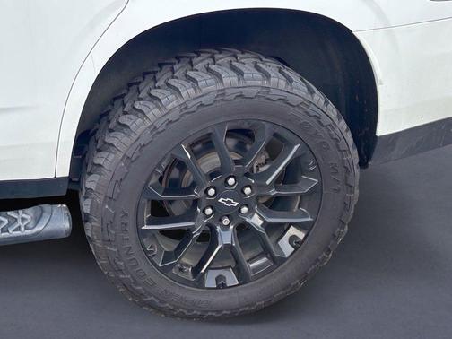 Summit White 2022 Chevrolet Tahoe 4WD Z71