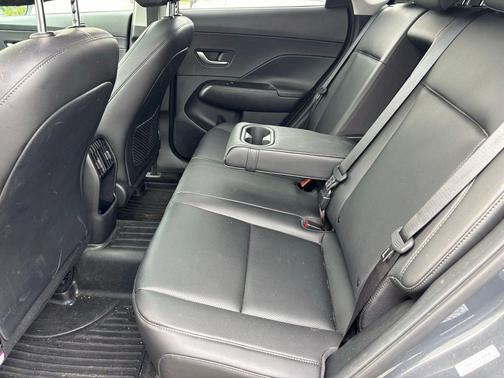 Ecotronic Gray Pearl 2024 Hyundai KONA Limited