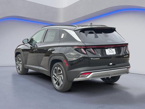 Ash Black 2026 Hyundai TUCSON Hybrid Limited