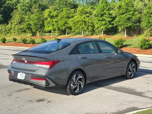 2025 Hyundai ELANTRA Sport