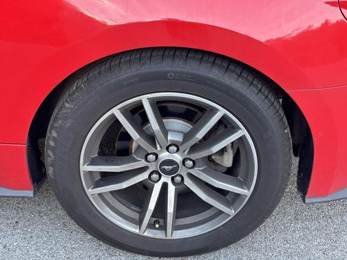 2015 Ford Mustang EcoBoost Premium