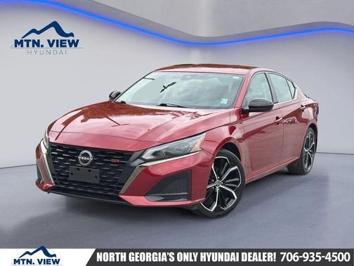 Scarlet Ember Tintcoat 2023 Nissan Altima SR FWD