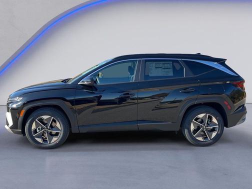 Phantom Black 2026 Hyundai TUCSON SEL