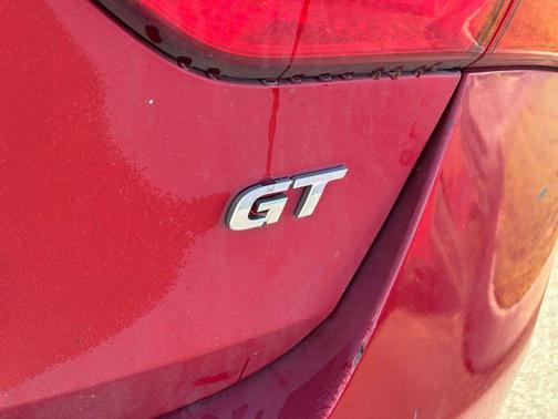 Red 2013 Hyundai Elantra GT Base
