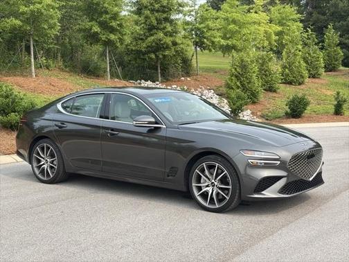 2025 Genesis G70 2.5T RWD