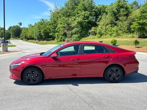2022 Hyundai ELANTRA HEV Blue