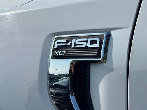 Oxford White 2021 Ford F-150 XLT