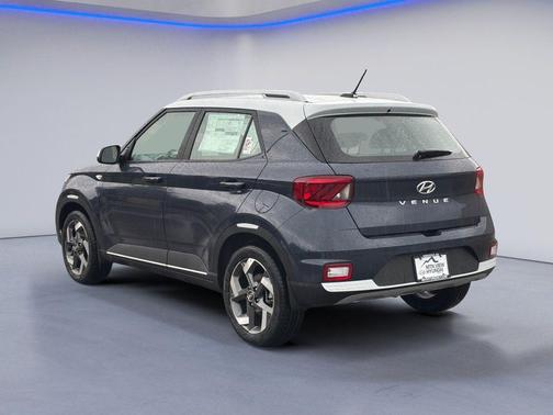 Denim w/White Roof 2026 Hyundai VENUE SEL w/Two-Tone Roof