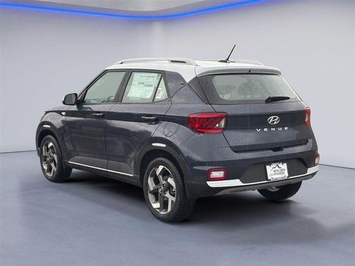 Denim w/White Roof 2026 Hyundai VENUE SEL w/Two-Tone Roof